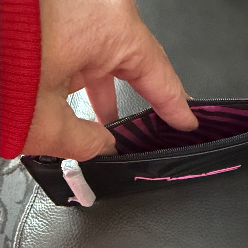 MAC Cosmetics Black and Pink Cosmetic Bag - Picture 3 of 4